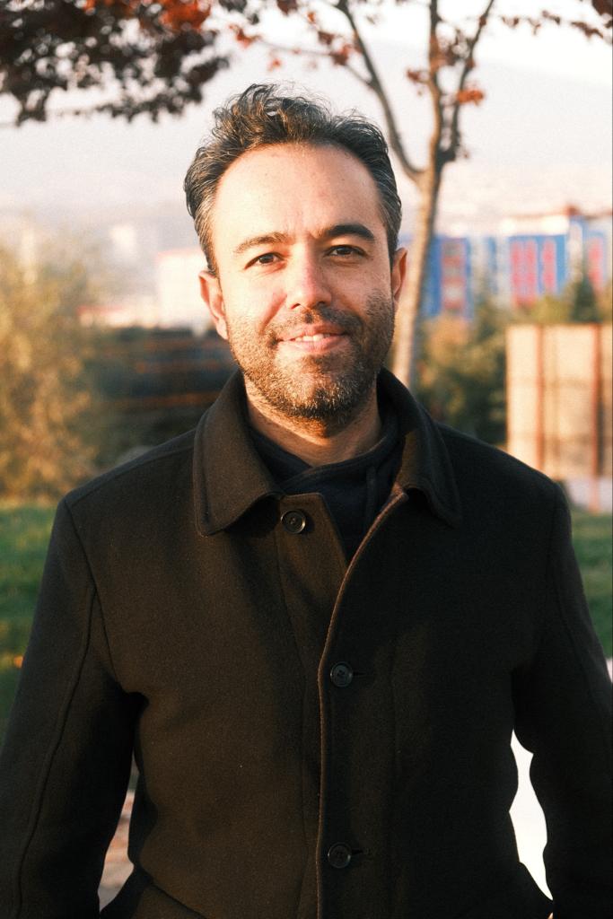 Dr. Öğr. Üyesi Oytun HAÇARIZ (R Uygulamaları ile Aktüeryal İstatistik)