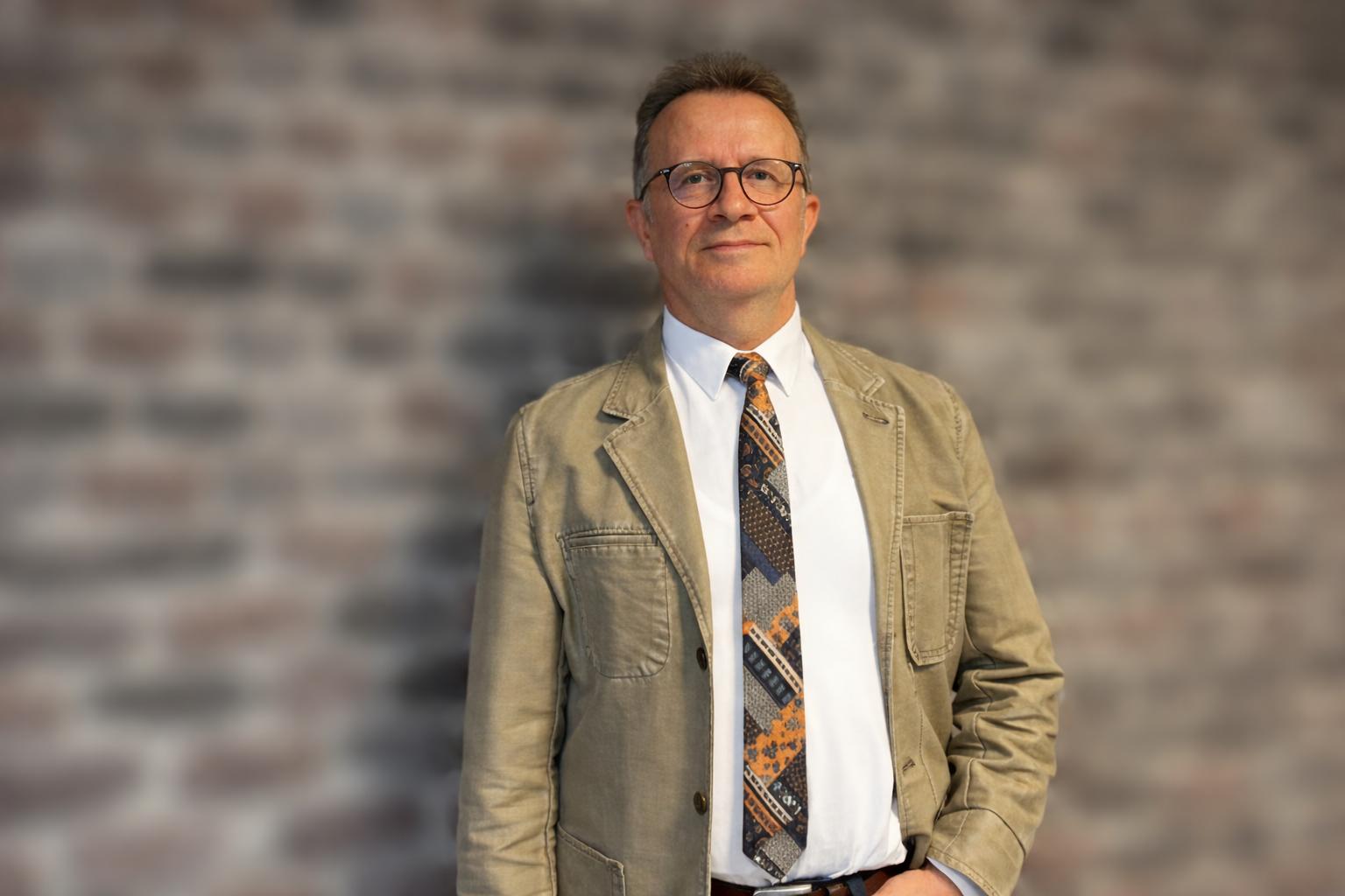 Ö. Sinan Eviren, Türkiye İstatistik Kurumu (SAS EG ile Analiz ve Raporlama)